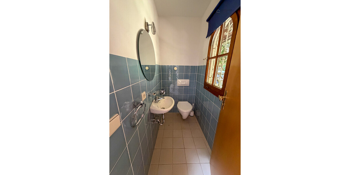 Stadt Villa mit riesigem Garten und Traum Aussicht - Zweifamilienhaus Bad Wildbad Wildbad | Angebot:27371116