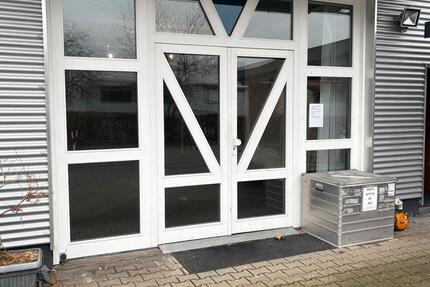 Lager- Ausstellungsraum mit Büro zu vermieten zimmer