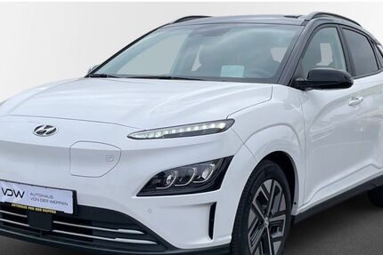 Hyundai KONA 1.800 km 28.790 € Stuttgart 70469