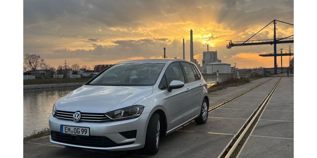 VW Golf Sportsvan 61.450 km 13.200 &euro; Pfinztal 76327