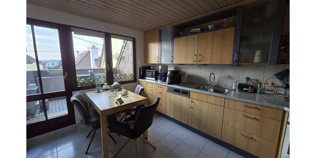 Reihenmittelhaus Renningen - 7 Zimmer, 155 m&sup2;, 620.000&euro; | Angebot:26090020