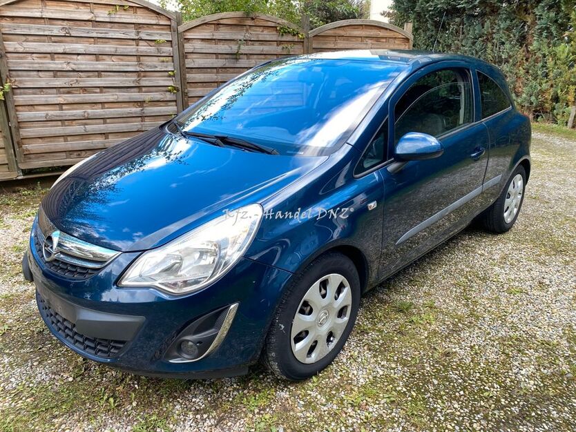 Opel Corsa 248.000 km 1.990 € Münchingen 70825
