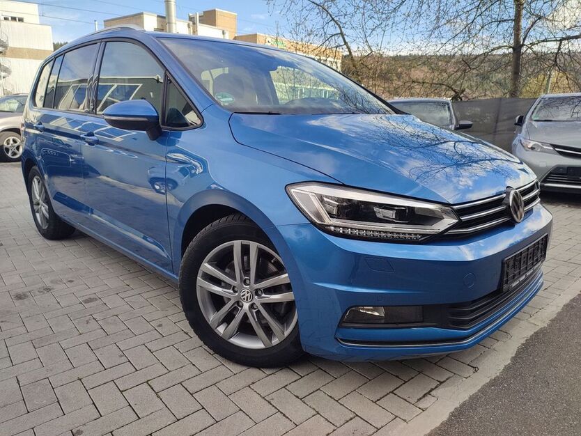 VW Touran 88.000 km 19.100 € Ispringen 75228
