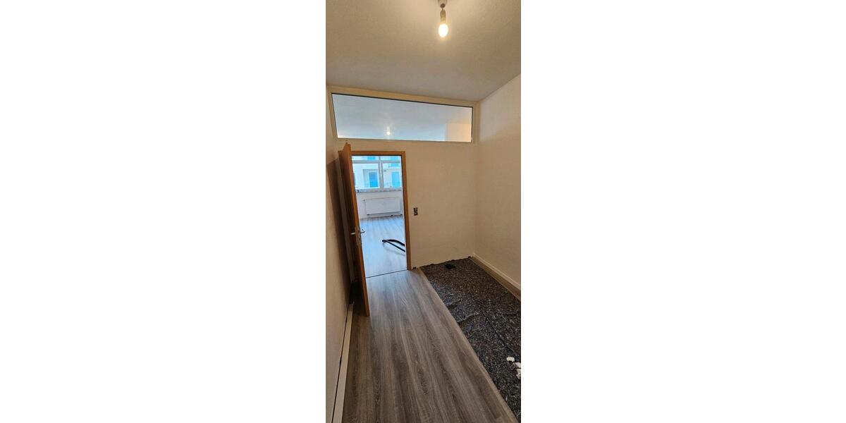 Etagenwohnung Pforzheim Weststadt - 2.5 Zimmer, 60 m&sup2;, 650&euro; | Angebot:25342617