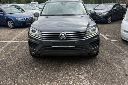 VW Touareg 210.000 km 13.200 &euro; Karlsruhe 76137