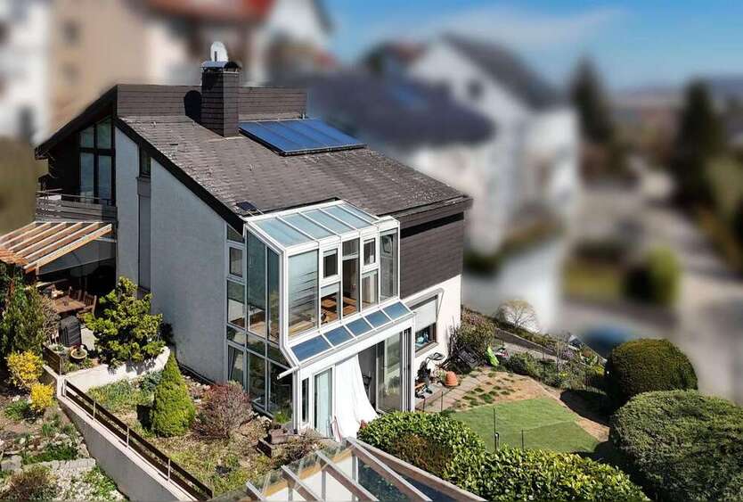 Haus zum Kaufen in LEONBERG 669.000 € 160 m² 5.5 zimmer