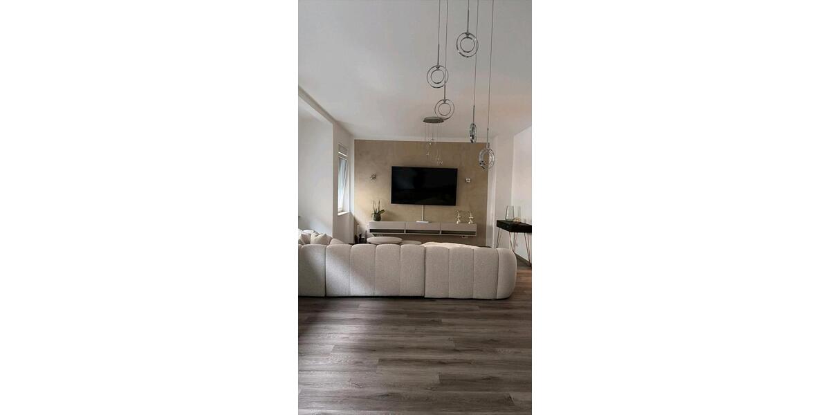 Doppelhaushälfte Pforzheim Nordstadt - 7 Zimmer, 130 m&sup2;, 500.000&euro; | Angebot:27232222