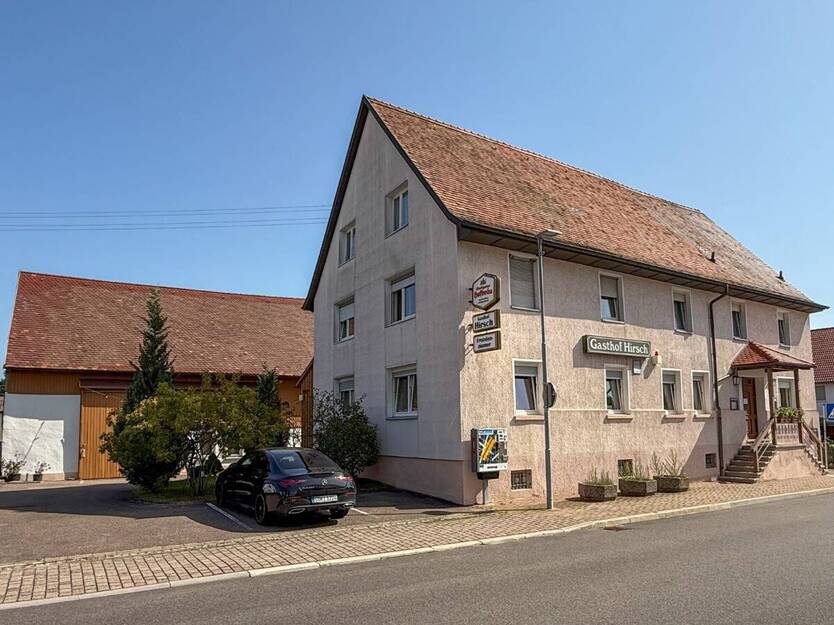 Immobilien mit Entwicklungspotenzial zu verkaufen 1 zimmer