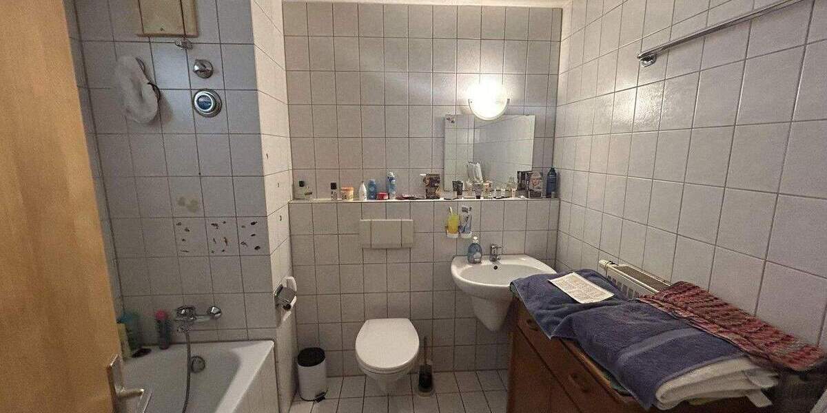 Etagenwohnung Bruchsal - 3 Zimmer, 77 m&sup2;, 209.000&euro; | Angebot:25784571