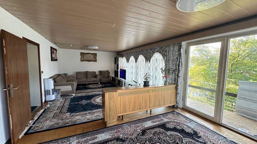 Mehrfamilienhaus, Wohnhaus Ostelsheim - 9 Zimmer, 210 m&sup2;, 750.000&euro; | Angebot:25737007