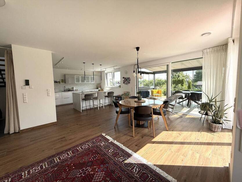Wimsheim: Wunderschönes Einfamilienhaus mit viel Platz - ideal für Familien