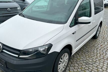 VW Caddy 60.000 km 15.800 € Stuttgart 70378