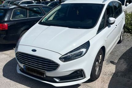 Ford S-Max 148.000 km 17.299 &euro; Königsbach-Stein 75203