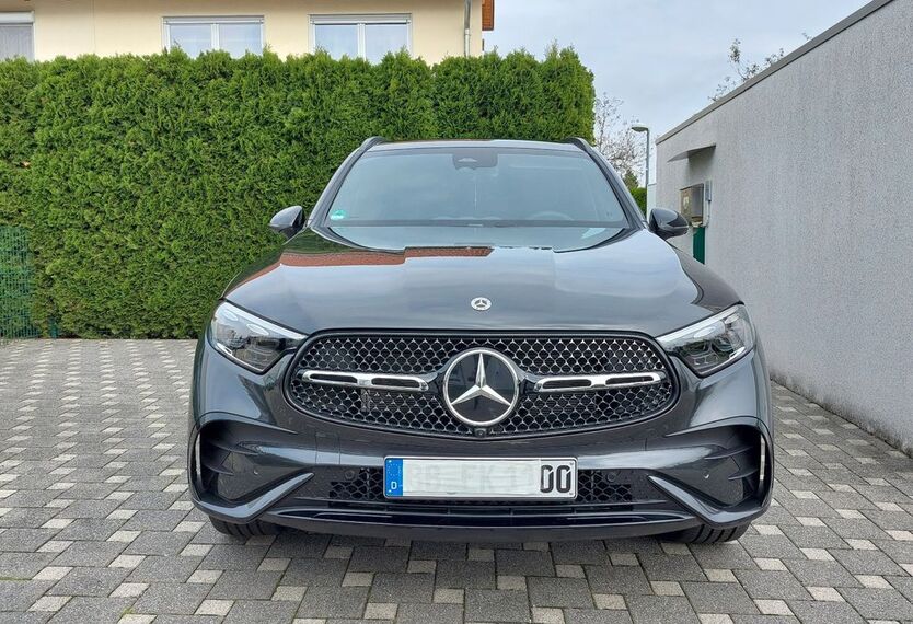 Mercedes-Benz GLC 450 2.450 km 80.950 € Sindelfingen 71069
