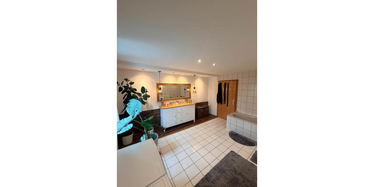 Maisonettenwohnung Gaggenau - 5 Zimmer, 141 m&sup2;, 340.000&euro; | Angebot:26243663