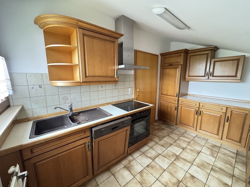 Freistehendes 3-Familienhaus in guter und ruhiger Wohnlage 12 zimmer