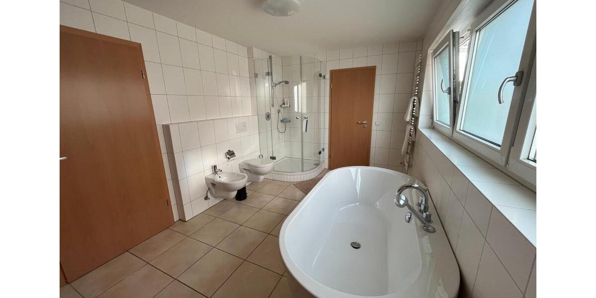Etagenwohnung Leonberg - 1 Zimmer, 44 m&sup2;, 690&euro; | Angebot:26162898