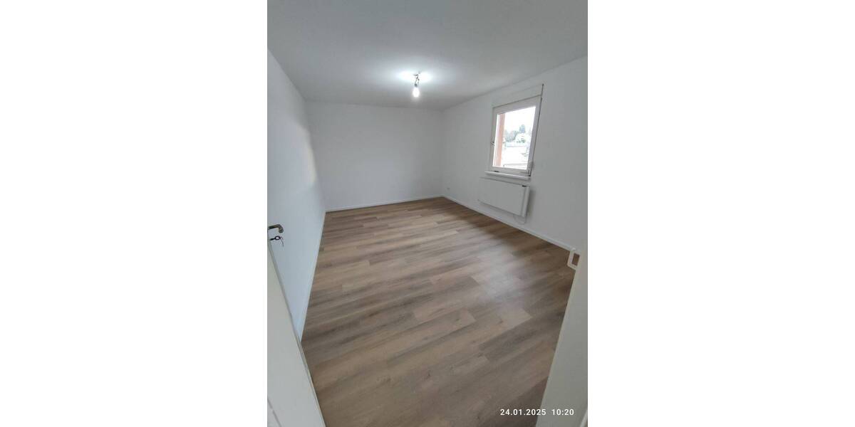 Einfamilienhaus Karlsruhe Grünwettersbach - 4 Zimmer, 100 m&sup2;, 1.200&euro; | Angebot:25996653