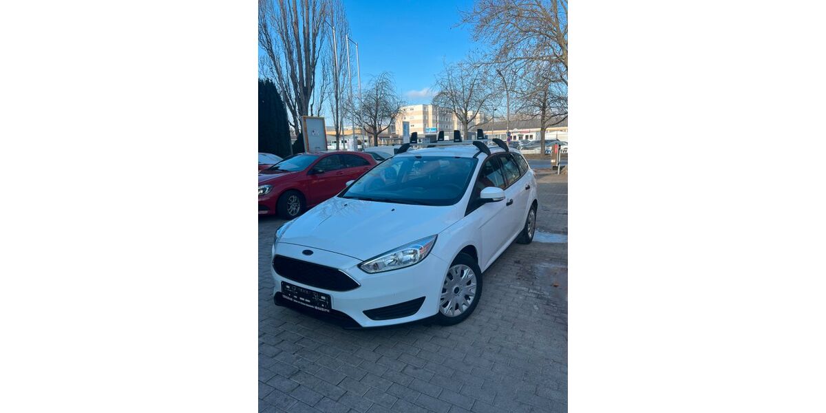 Ford Focus 76.200 km 7.200 &euro; Sindelfingen 71065