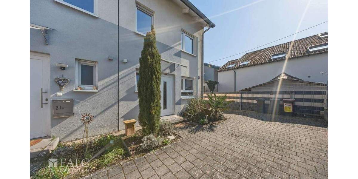 Doppelhaushälfte Karlsruhe Grünwettersbach - 5 Zimmer, 120 m&sup2;, 540.000&euro; | Angebot:25697192