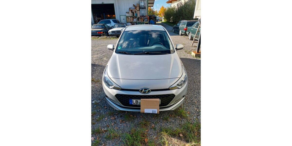 Hyundai i20 105.000 km 7.100 € markgröningen 71706