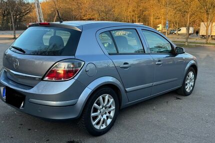 Opel Astra 178.000 km 2.800 &euro; Sindelfingen 71065