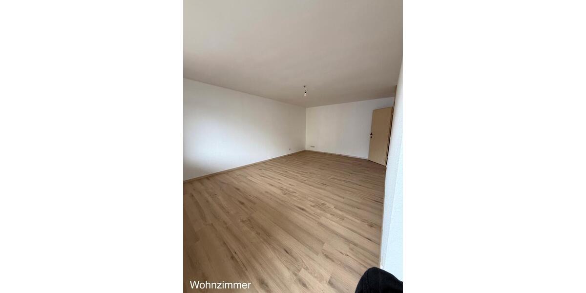 Etagenwohnung Pforzheim Eutingen - 3.5 Zimmer, 88 m&sup2;, 950&euro; | Angebot:25658013