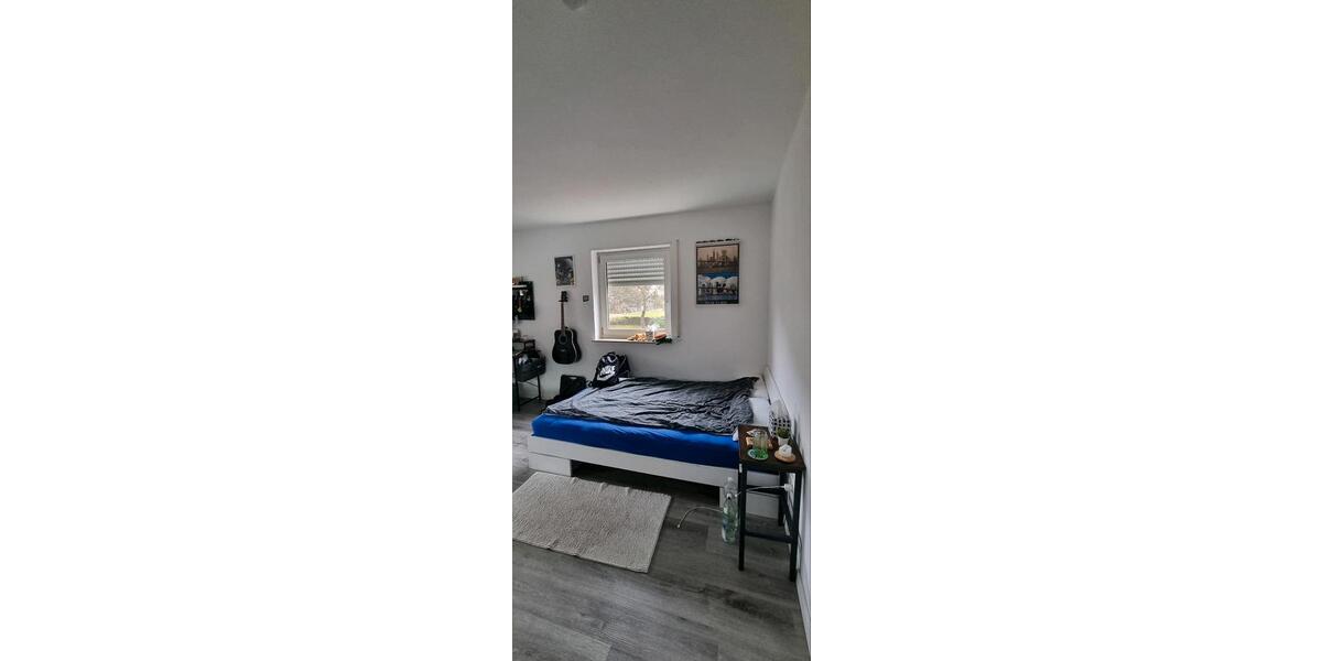 Etagenwohnung Remchingen - 4 Zimmer, 94 m&sup2;, 1.050&euro; | Angebot:25173360