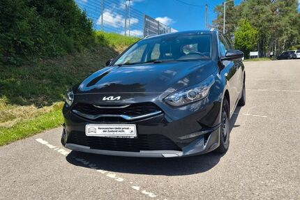 Kia ceed Sportswagon 67.800 km 16.000 &euro; Althengstett 75382