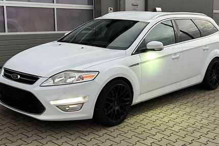 Ford Mondeo 196.371 km 7.999 € Karlsruhe 76229