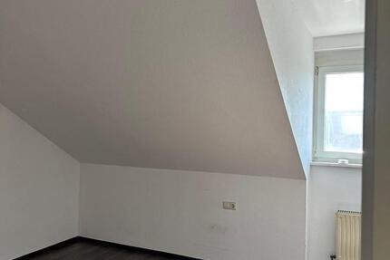 Wohnung Sersheim - 3 Zimmer, 70 m&sup2;, 1.020&euro; | Angebot:27540405
