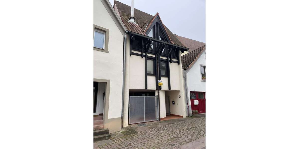 Einfamilienhaus Ettlingen - 4 Zimmer, 120 m&sup2;, 689.000&euro; | Angebot:25301147