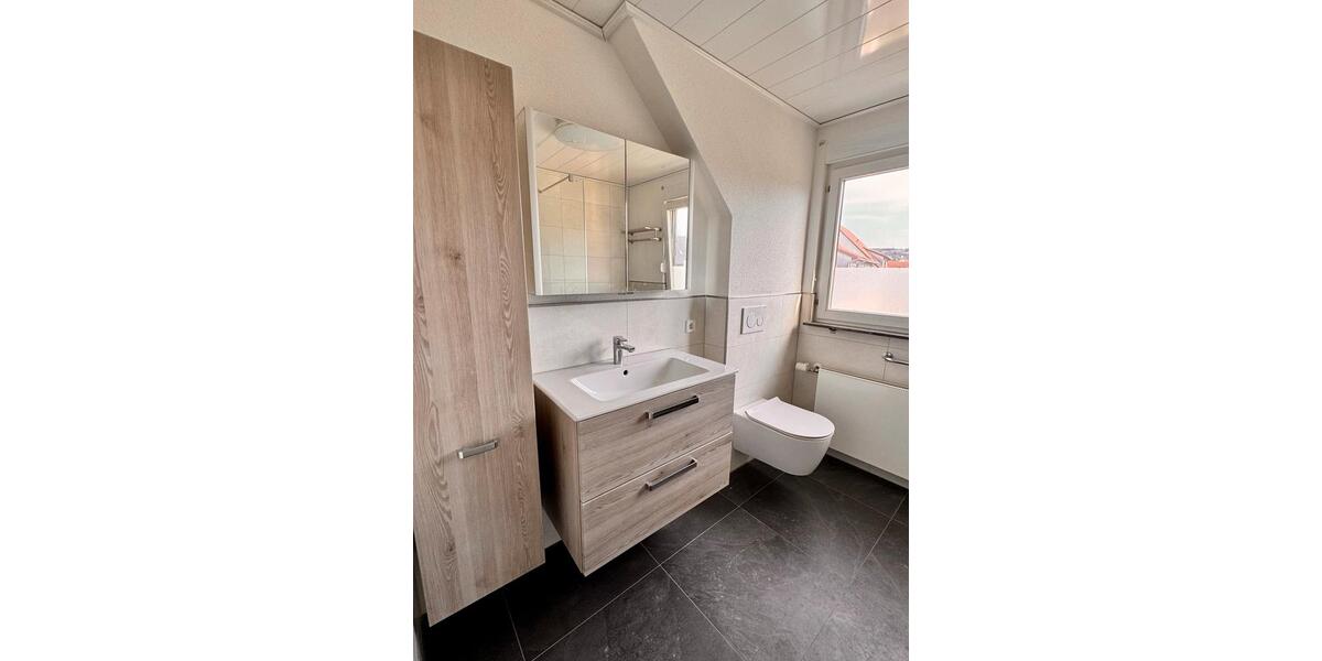 Einfamilienhaus Sulzfeld - 5 Zimmer, 172 m&sup2;, 1.600&euro; | Angebot:26613717
