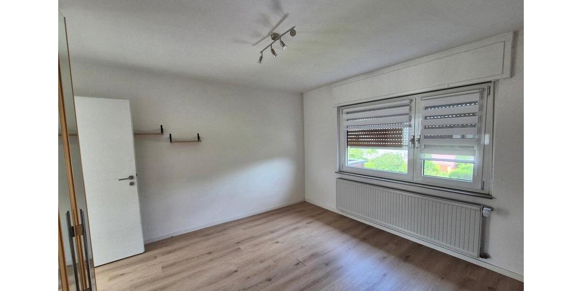 Einfamilienhaus Kraichtal - 5 Zimmer, 120 m&sup2;, 395.000&euro; | Angebot:27187799