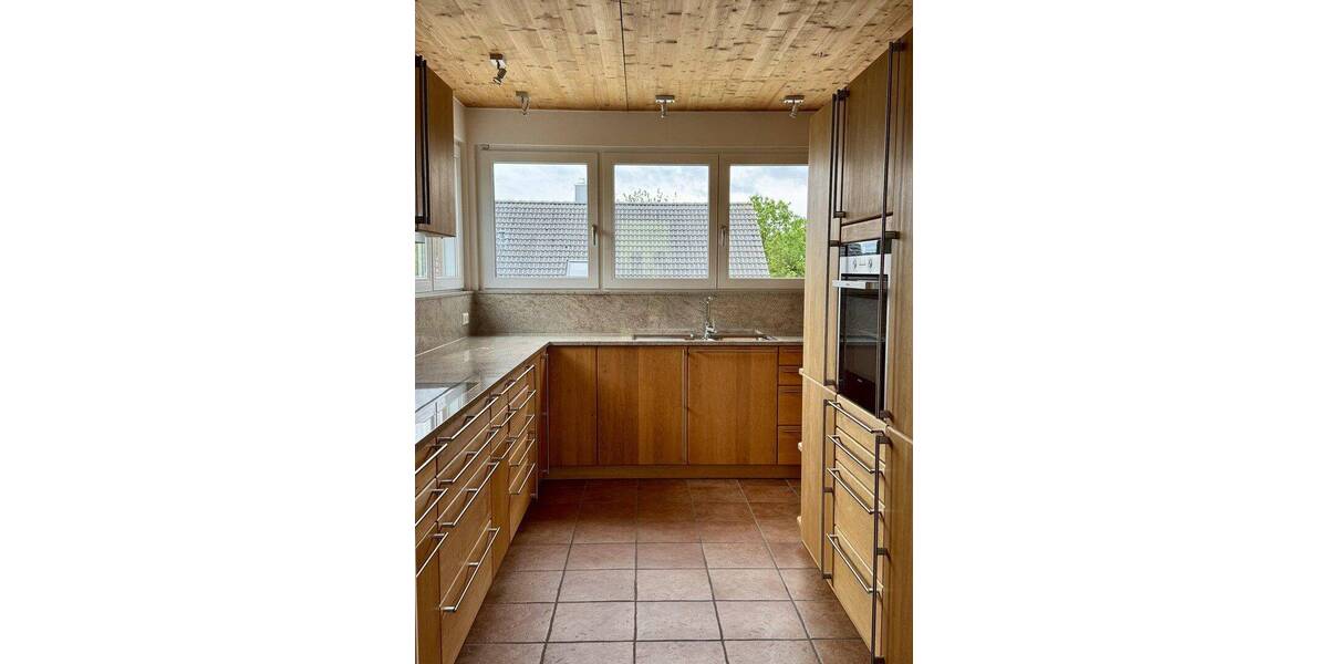 Einfamilienhaus Calw-Heumaden Heumaden - 4 Zimmer, 247 m&sup2;, 1.200.000&euro; | Angebot:26805712