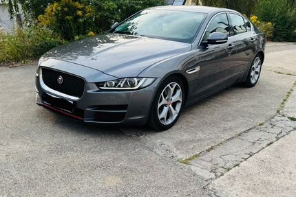 Jaguar XE 237.000 km 6.900 &euro; Mühlacker 75417