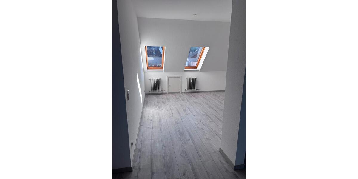 Dachgeschoßwohnung Pforzheim Büchenbronn - 2 Zimmer, 58 m&sup2;, 890&euro; | Angebot:26672442