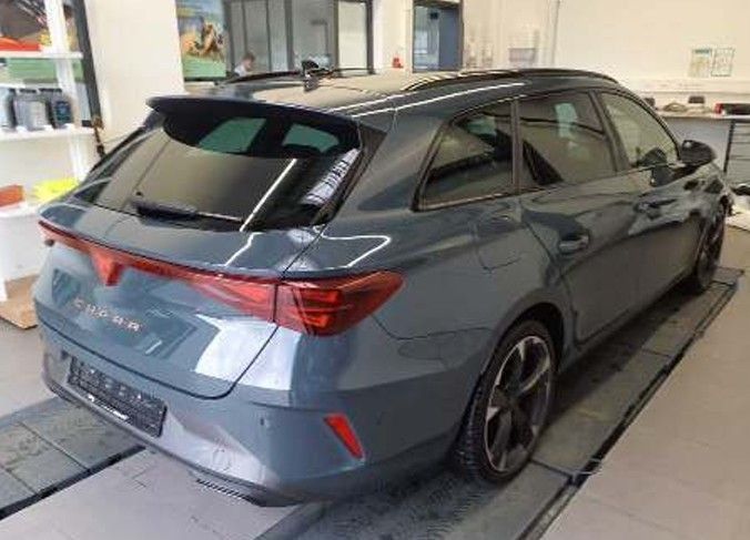 Cupra Leon 22.793 km 32.330 &euro; Ettlingen 76275