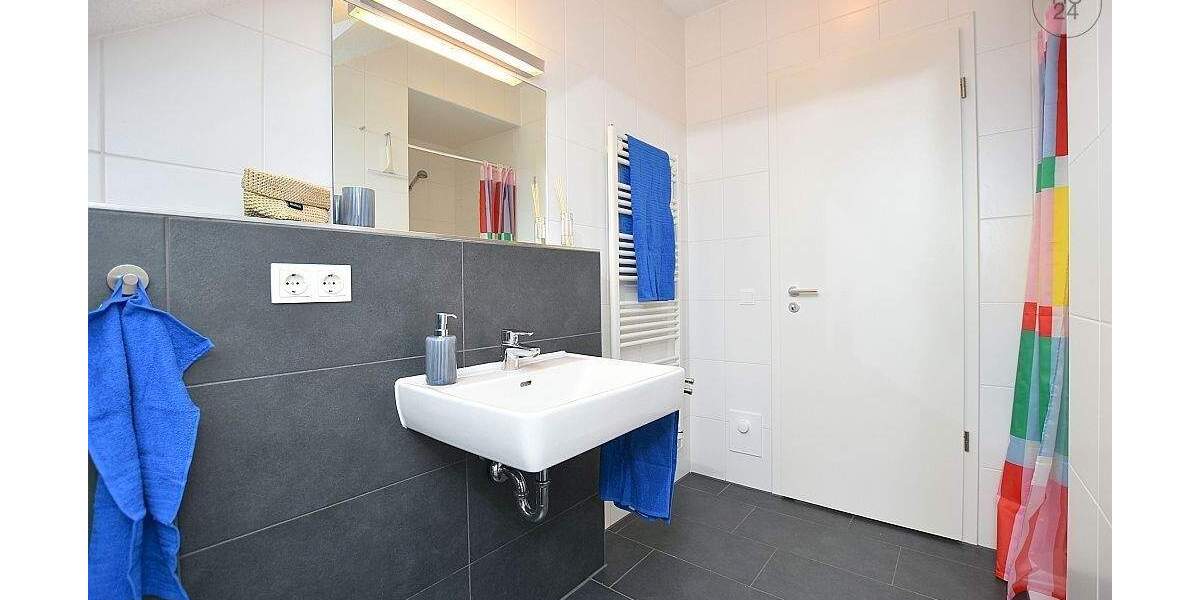 Hochwertig möblierte Wohnung mit TG und Loggia in Ditzingen 2 zimmer