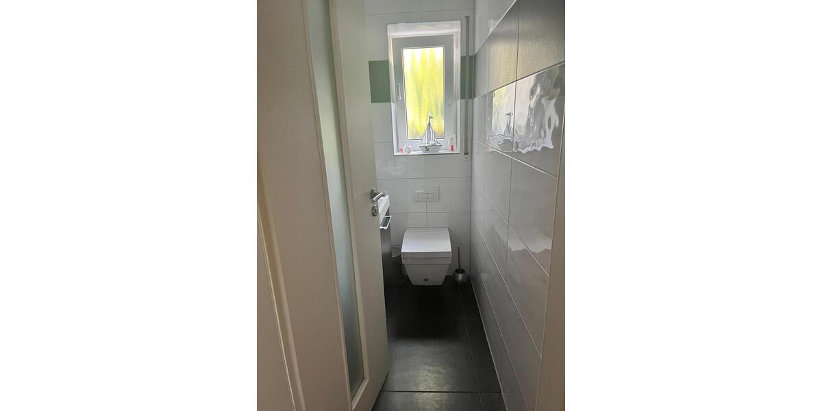 Etagenwohnung Neuenbürg - 4 Zimmer, 108 m&sup2;, 300.000&euro; | Angebot:26987255