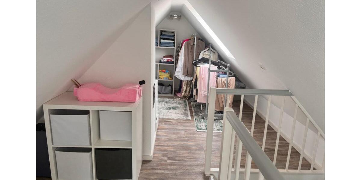 Dachgeschoßwohnung Birkenfeld - 2.5 Zimmer, 46 m&sup2;, 820&euro; | Angebot:26348661