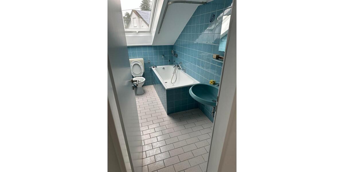Dachgeschoßwohnung Karlsruhe Wettersbach - 3 Zimmer, 56 m&sup2;, 900&euro; | Angebot:26205208