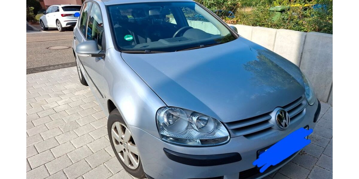 VW Golf 136.000 km 2.800 &euro; Birkenfeld 75217