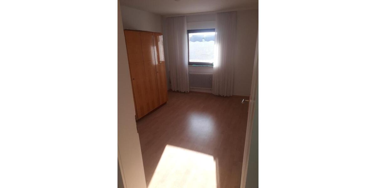 Etagenwohnung Pforzheim Nordstadt - 2 Zimmer, 62 m&sup2;, 790&euro; | Angebot:26268854