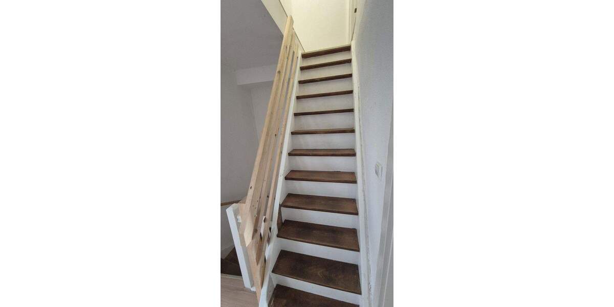 Geräumiges Reihenhaus in traumhafter Lage - Inkl. Blick über Pforzheim 6 zimmer