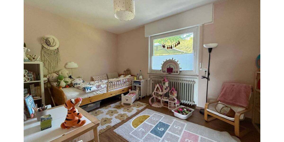 Mehrfamilienhaus, Wohnhaus Oberderdingen - 7 Zimmer, 175 m&sup2;, 595.000&euro; | Angebot:26918147