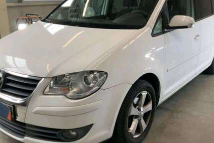 VW Touran 111.000 km 5.600 € Pforzheim 75173