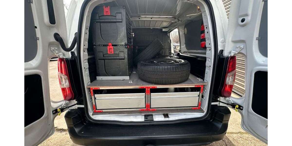 Opel Combo 48.529 km 14.300 &euro; Sindelfingen 71065