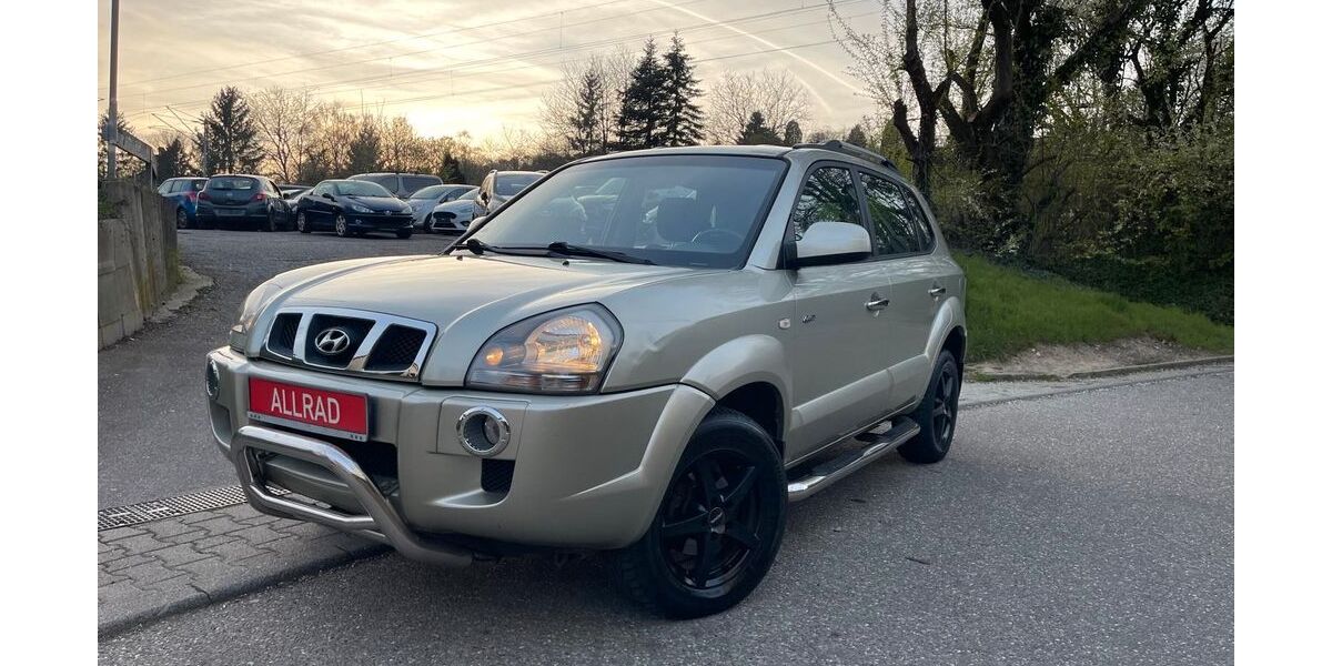 Hyundai TUCSON 112.422 km 3.700 &euro; Pforzheim 75181