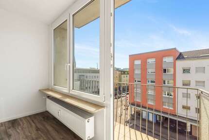 Haus zum Kaufen in Pforzheim 1.320.000 € 428 m² 20 zimmer